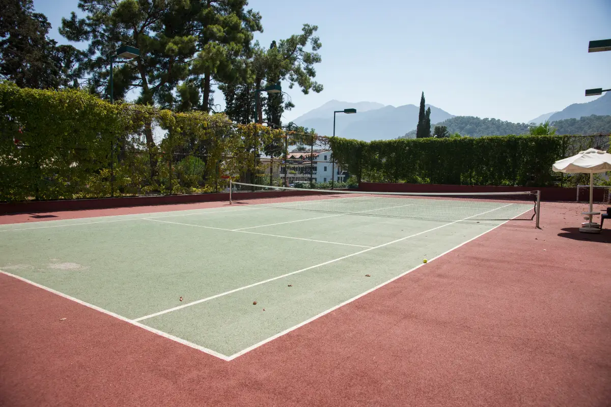 Paddle Court